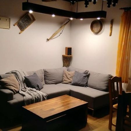Swiety Spokoj Palesnica Bagian luar foto