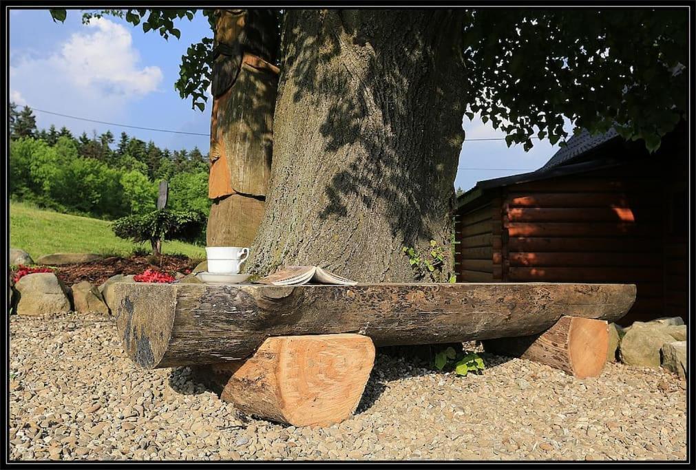 Swiety Spokoj Palesnica Bagian luar foto
