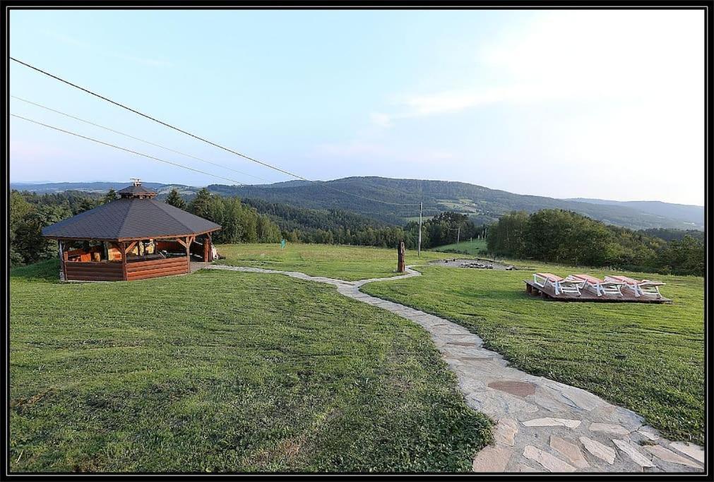 Swiety Spokoj Palesnica Bagian luar foto